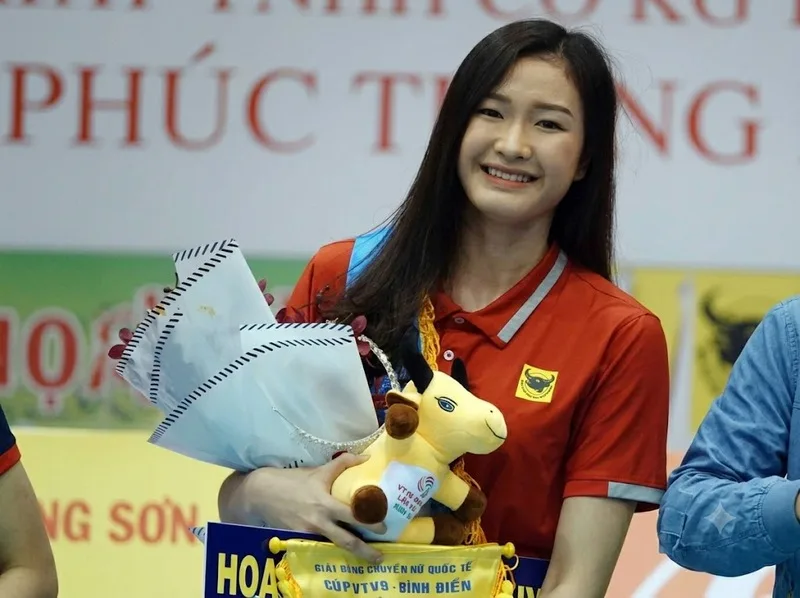 Đặng Thị Kim Thanh trở thành hoa khôi bóng chuyền VTV Cup 2018.